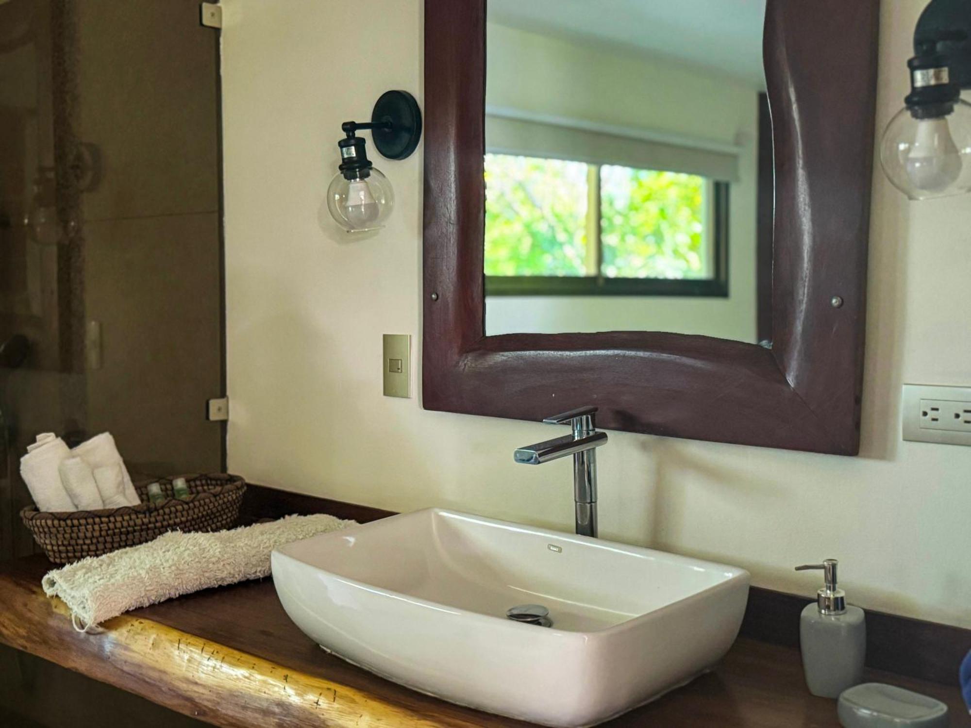 Cocobolo Beach Boutique Hotel San Juanillo 外观 照片
