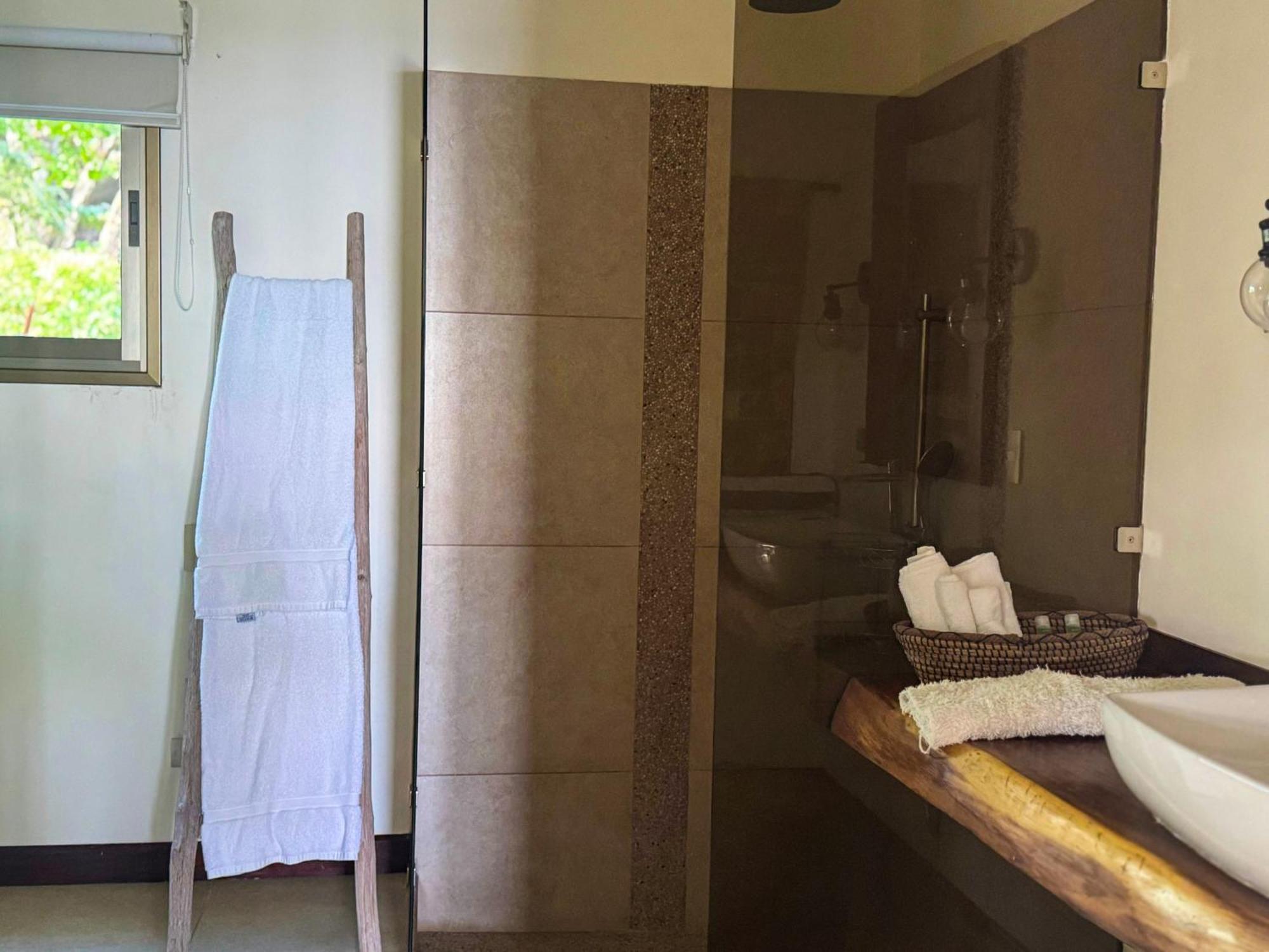 Cocobolo Beach Boutique Hotel San Juanillo 外观 照片